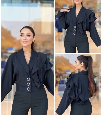 BUTTON CROP SHIRT WITH 1 RUFFLE SLEEVE