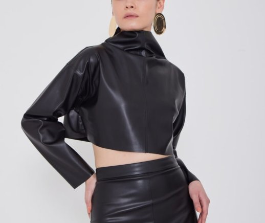 CROP LONG SLEEVE TURTLENECK FAUX LEATHER TOP